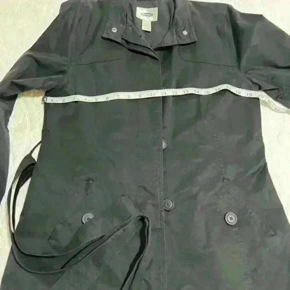 Old Navy Black Rain Coat - size Medium‎ - Picture 2 of 5